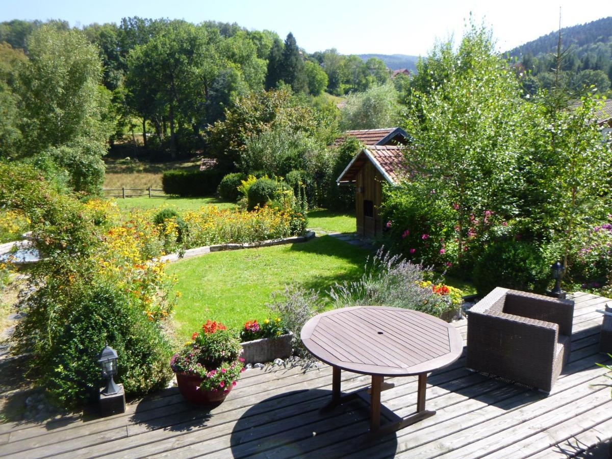Chez Marlyse-Chambres Et Table D'Hotes Saint-Maurice-sur-Moselle Esterno foto